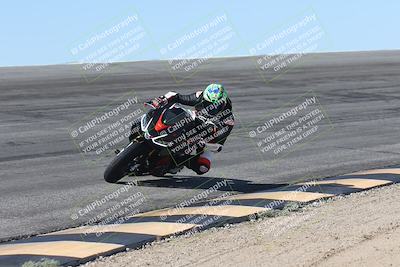 media/Oct-13-2025-Moto Forza (Mon) [[a66d839500]]/2-A Group/Session 2 (Bowl)/